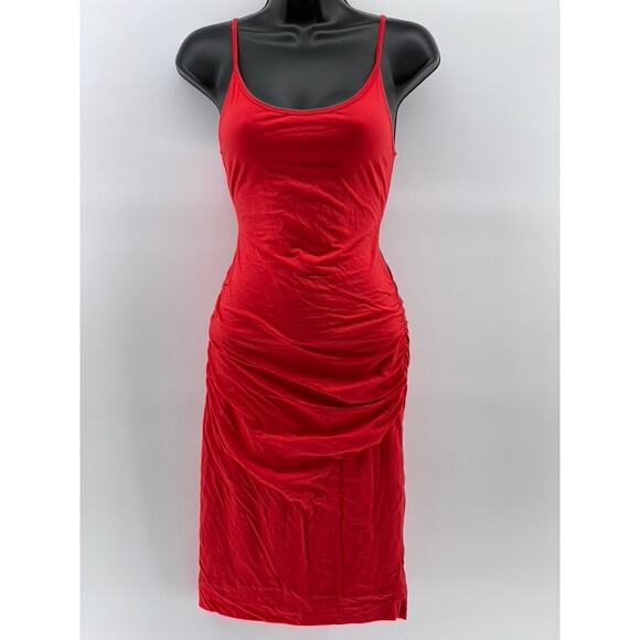 Velvet by Graham & Spencer Dresses & Skirts - VELVET By GRAHAM & SPENCER Women's Red Solid Scoop-Neck Bodycon Dress SZ S